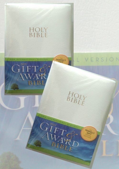 NIV Gift & Award Bible White Leather Look